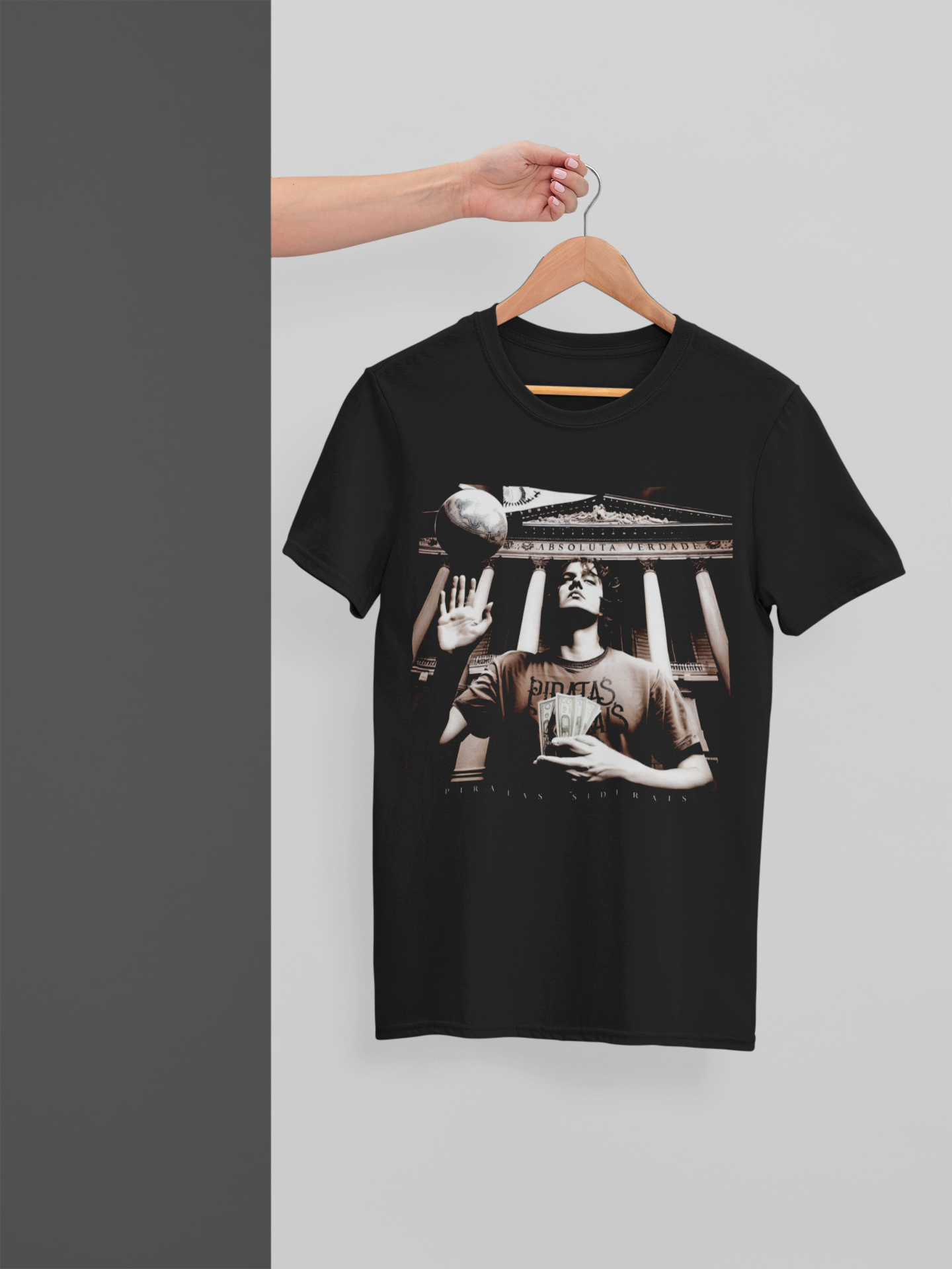 *Camiseta Unissex Preta - Single Absoluta Verdade*