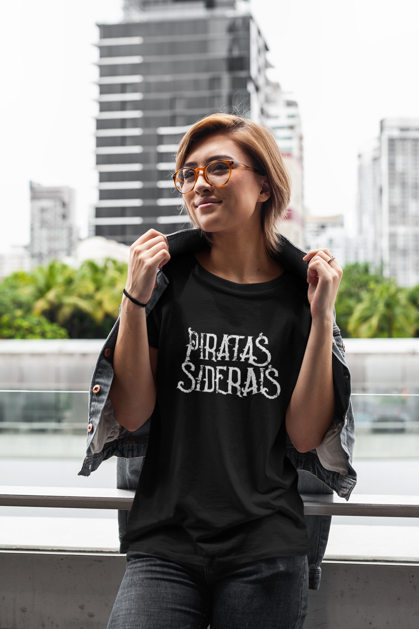 Camiseta Unissex Preta - Logo Piratas Siderais